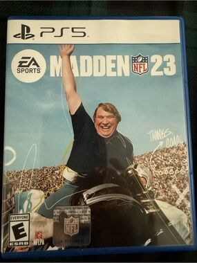 Madden NFL 23 (PS5) - Blue Case